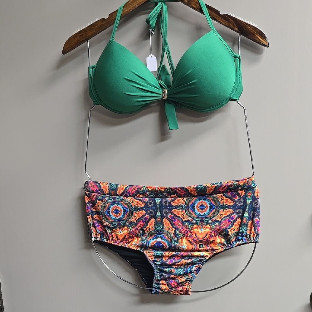 Green and Multicolor Women's Swimwear Set